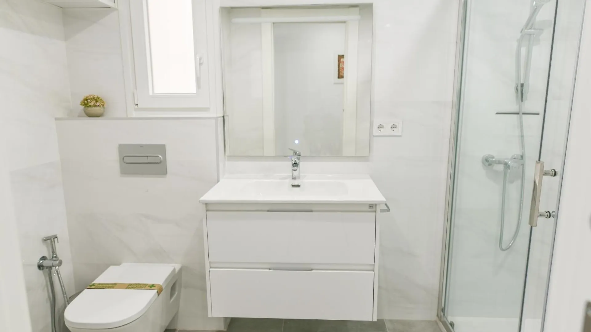 Apartman Magnificent- 2Bd 2Bth- City Center Málaga