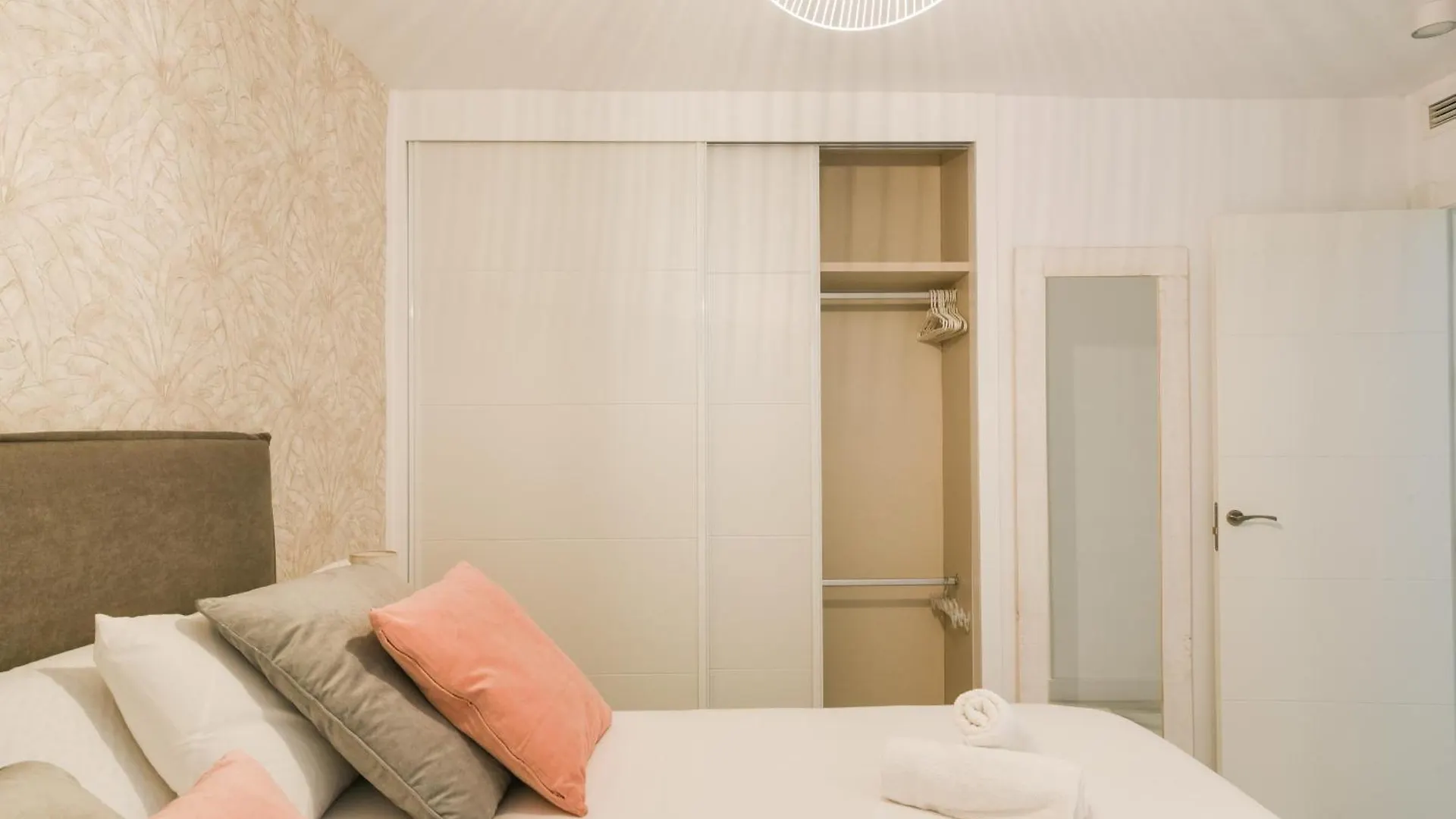 Apartman Magnificent- 2Bd 2Bth- City Center Málaga